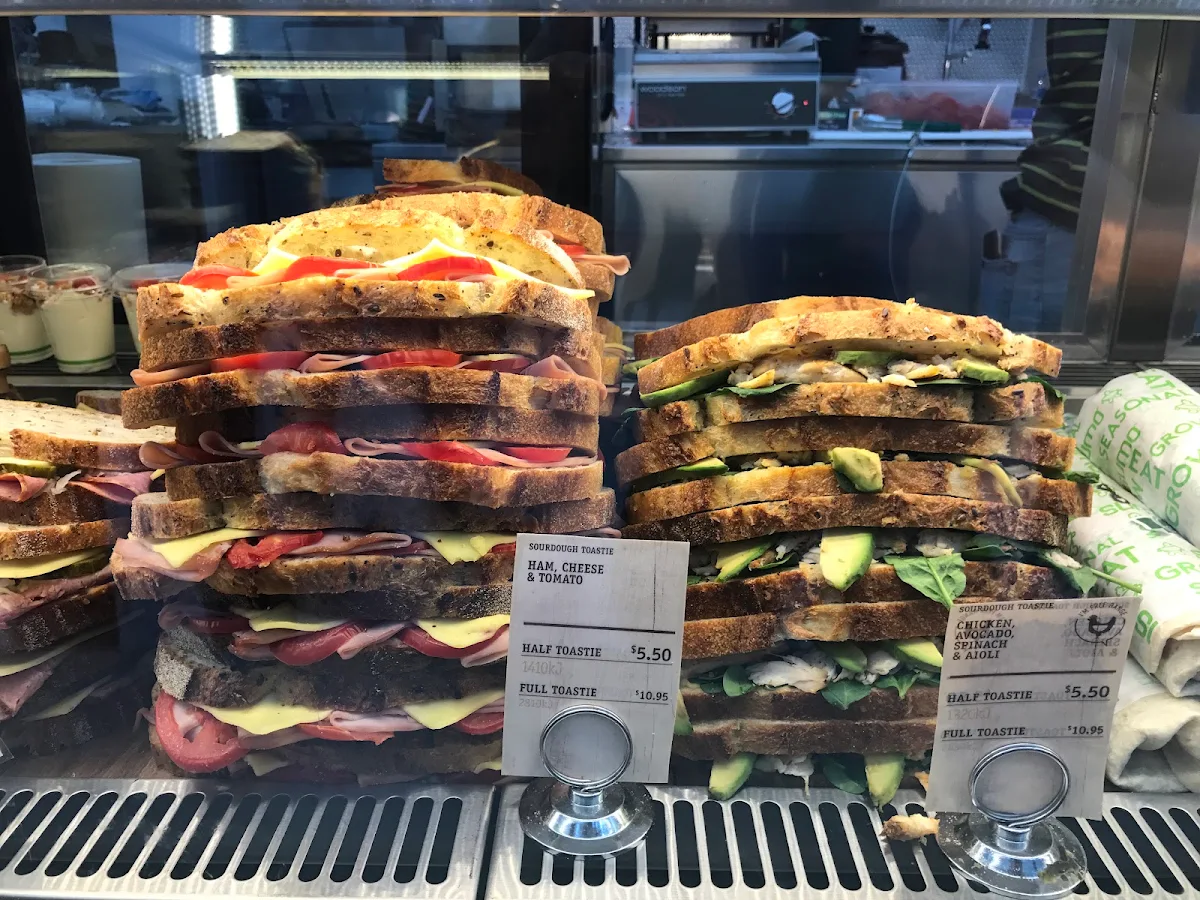 Menu, Sumo Salad