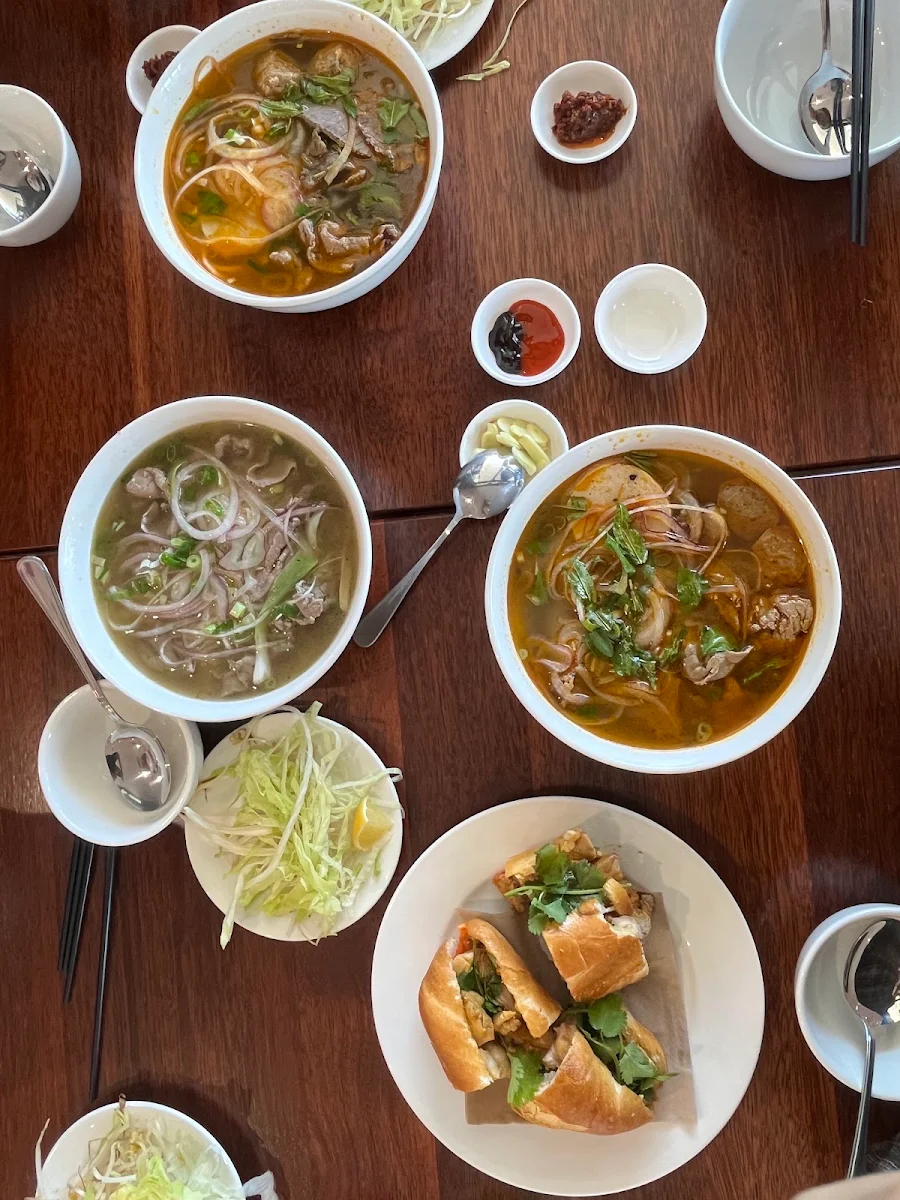 Food & drink, Xin Chao Cafe