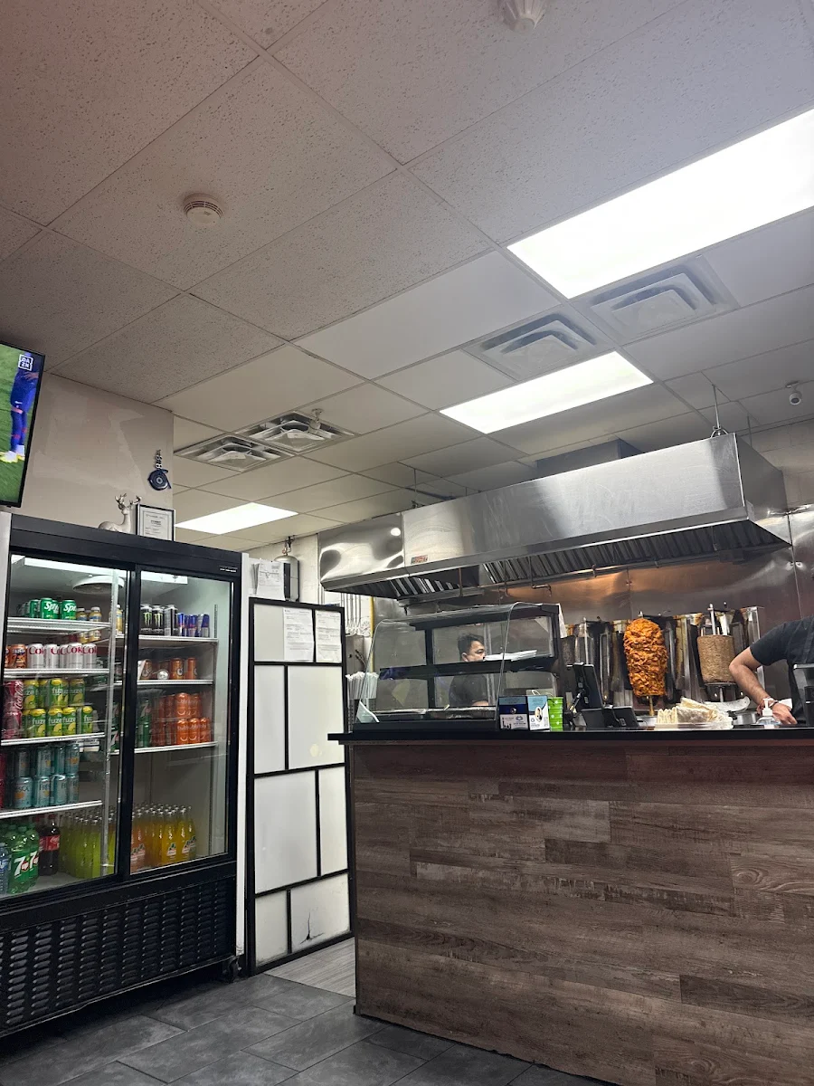 Vibe, King George Donair Halal