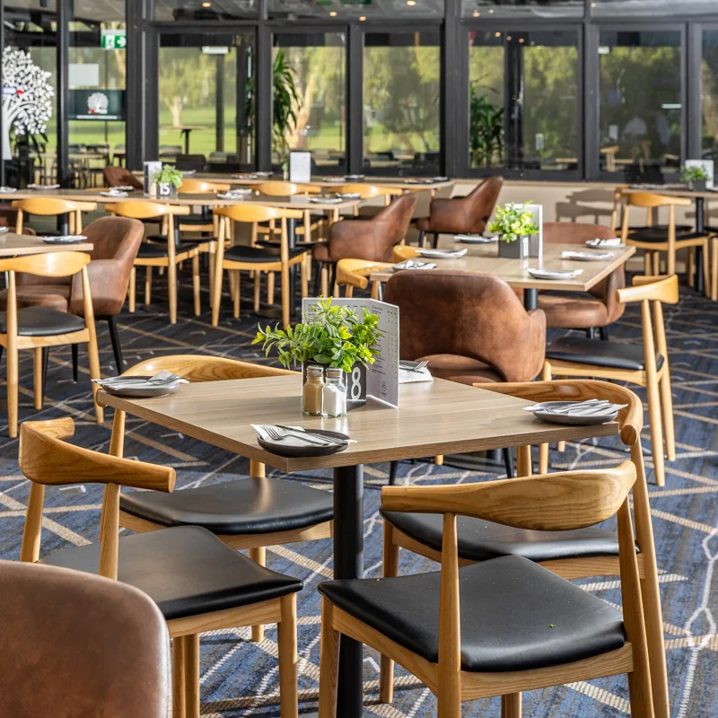 Vibe, Regency Tavern