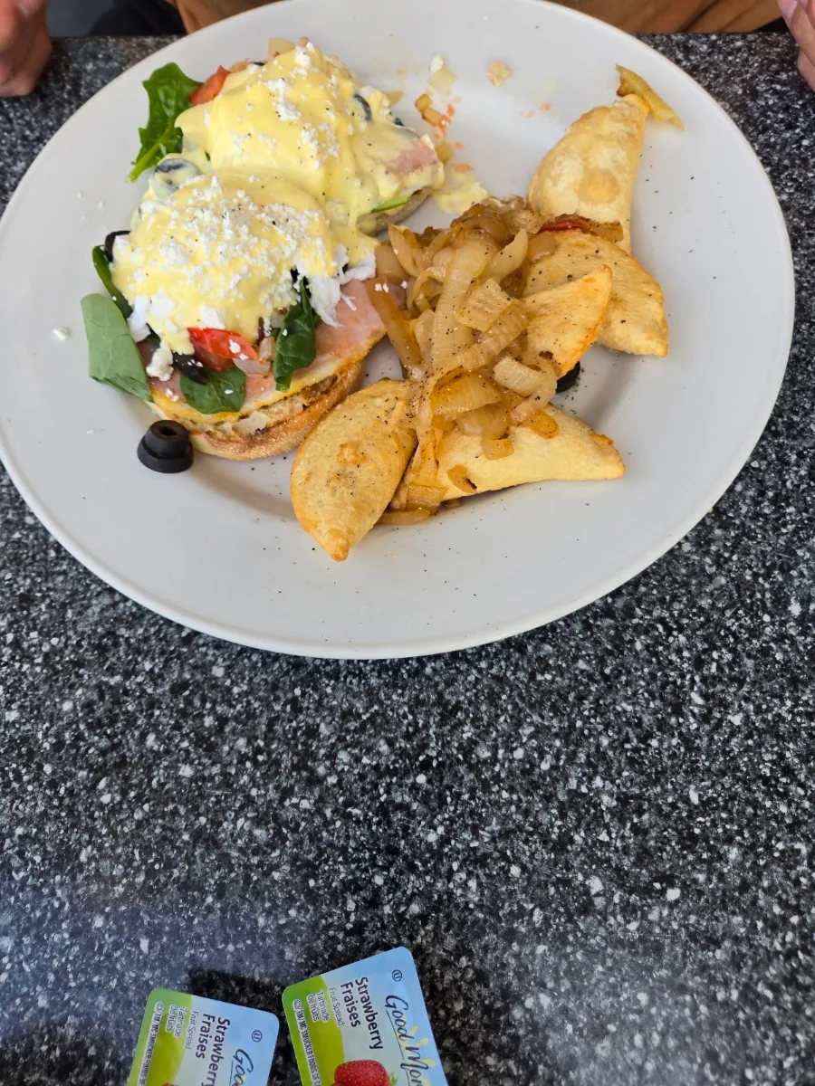 Food & drink, Home Plate Restaurant