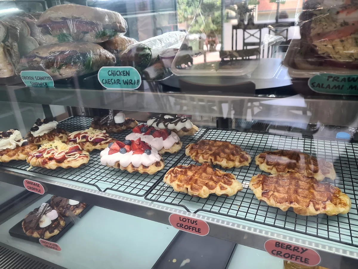 Vibe, blossom cafe