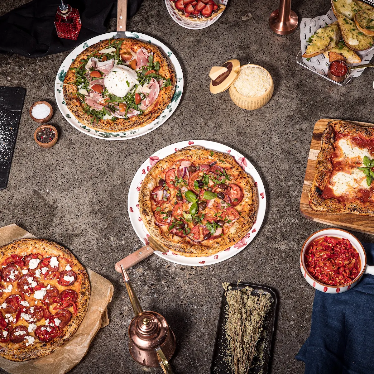Food & drink, Bruno's Pizza