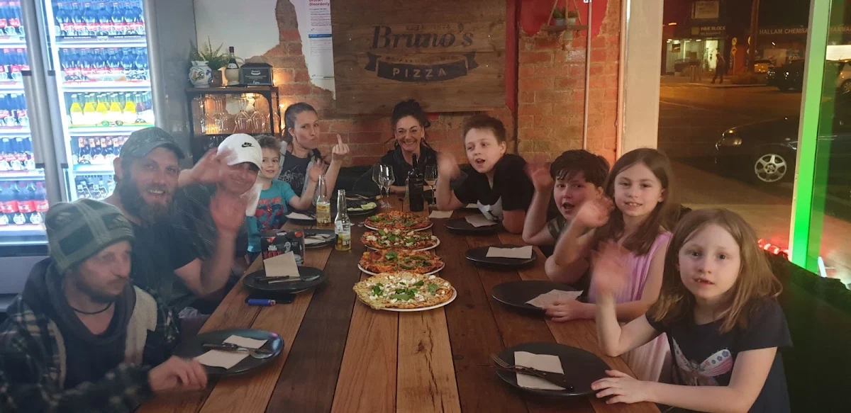 Vibe, Bruno's Pizza