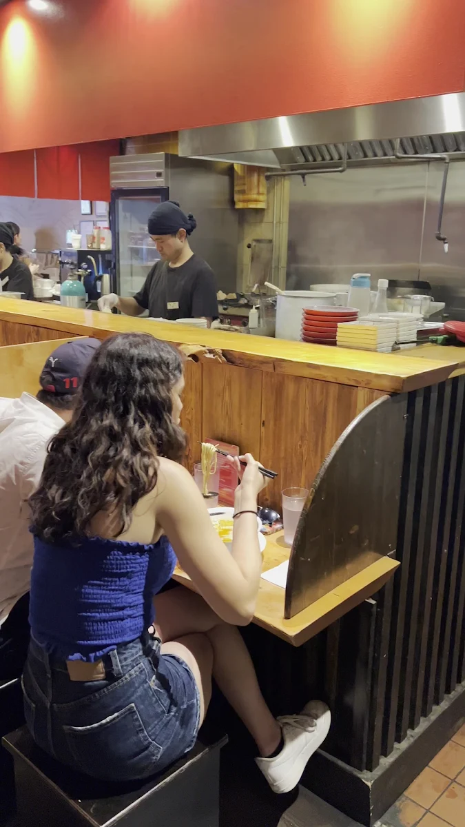 Vibe, Ramen Danbo Robson