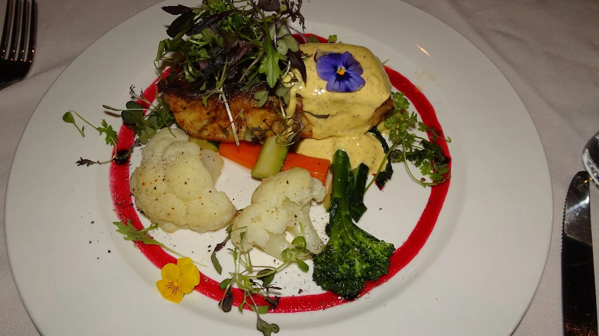 Food & drink, Desert Cave Hotel