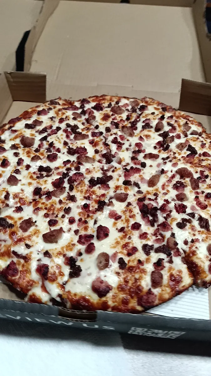 Food & drink, Halfmoon Pizzeria + Donair