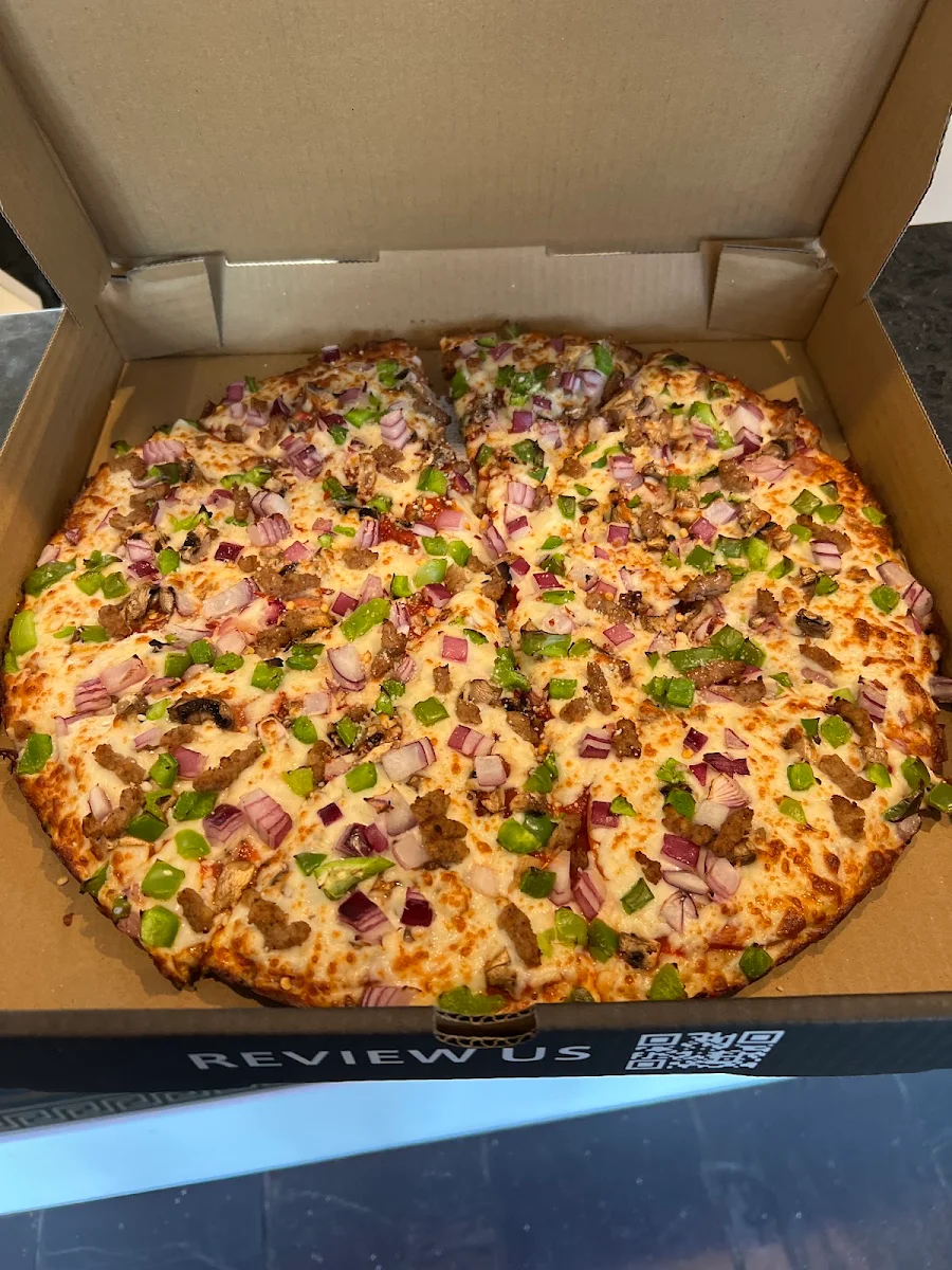 Food & drink, Halfmoon Pizzeria + Donair