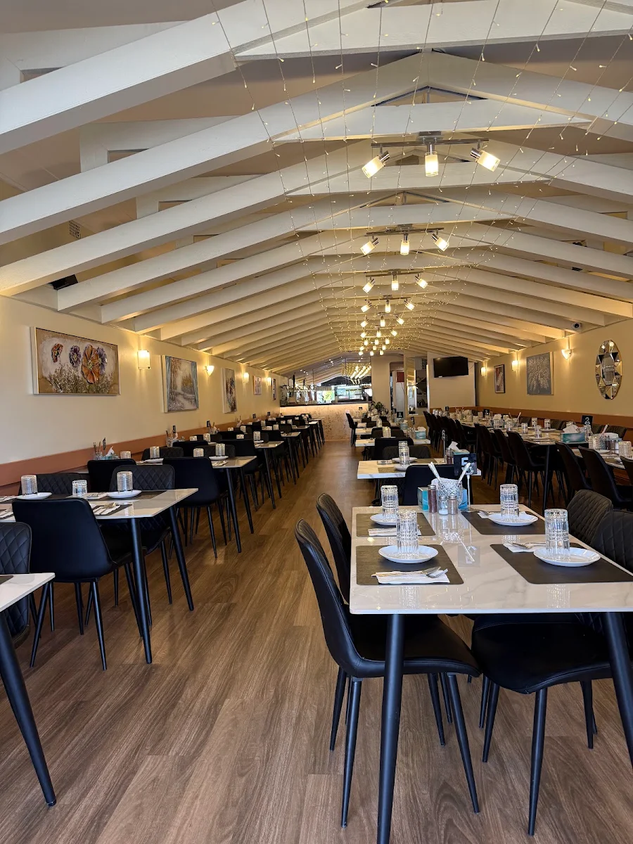 Vibe, Shahan Persian Restaurant