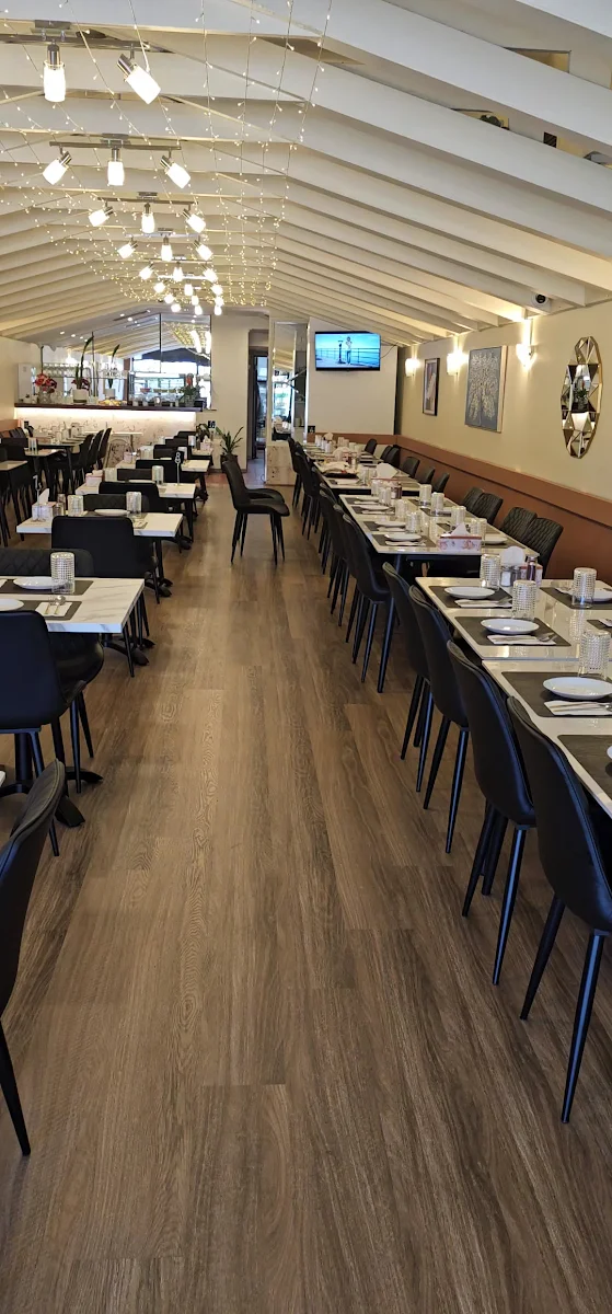 Vibe, Shahan Persian Restaurant