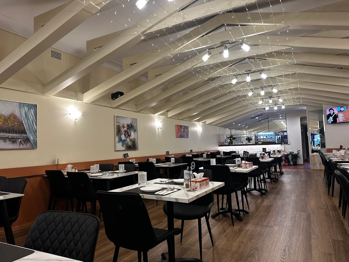 Vibe, Shahan Persian Restaurant