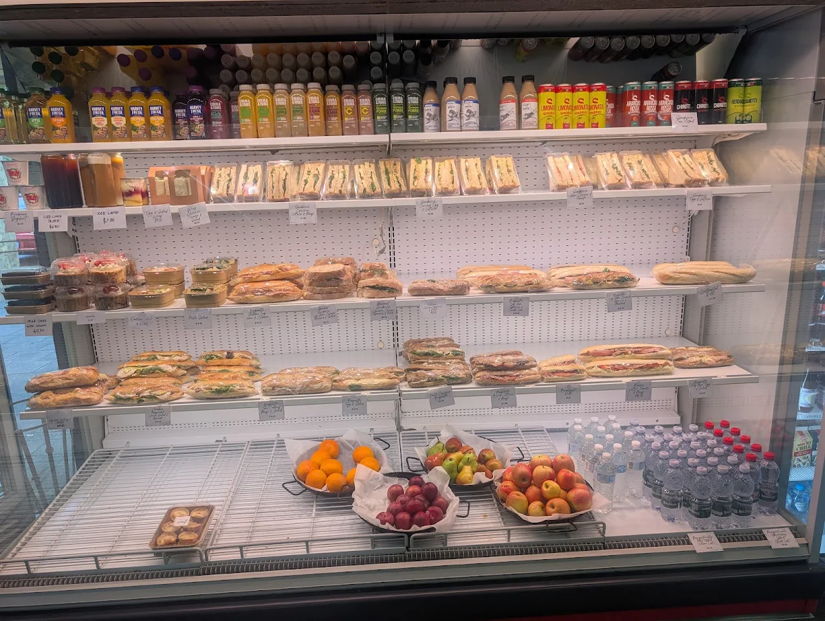 Vibe, Joe's Bakery