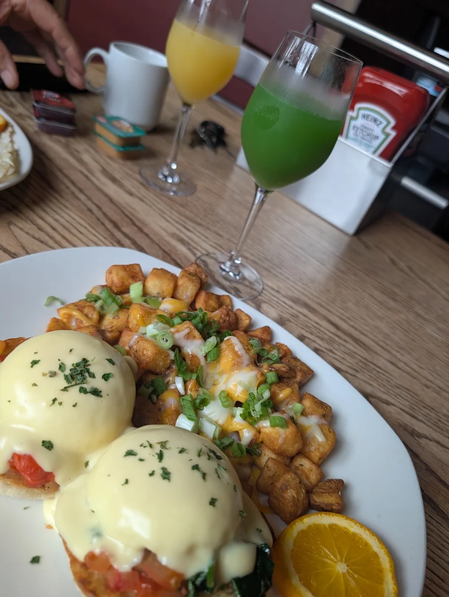 Food & drink, The Flats Eatery + Drink
