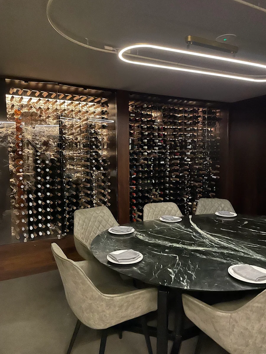 Vibe, Stella Restaurant and Bar