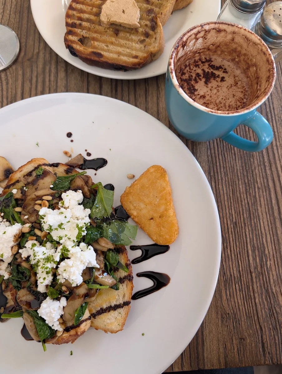 Food & drink, Cafe Dharma