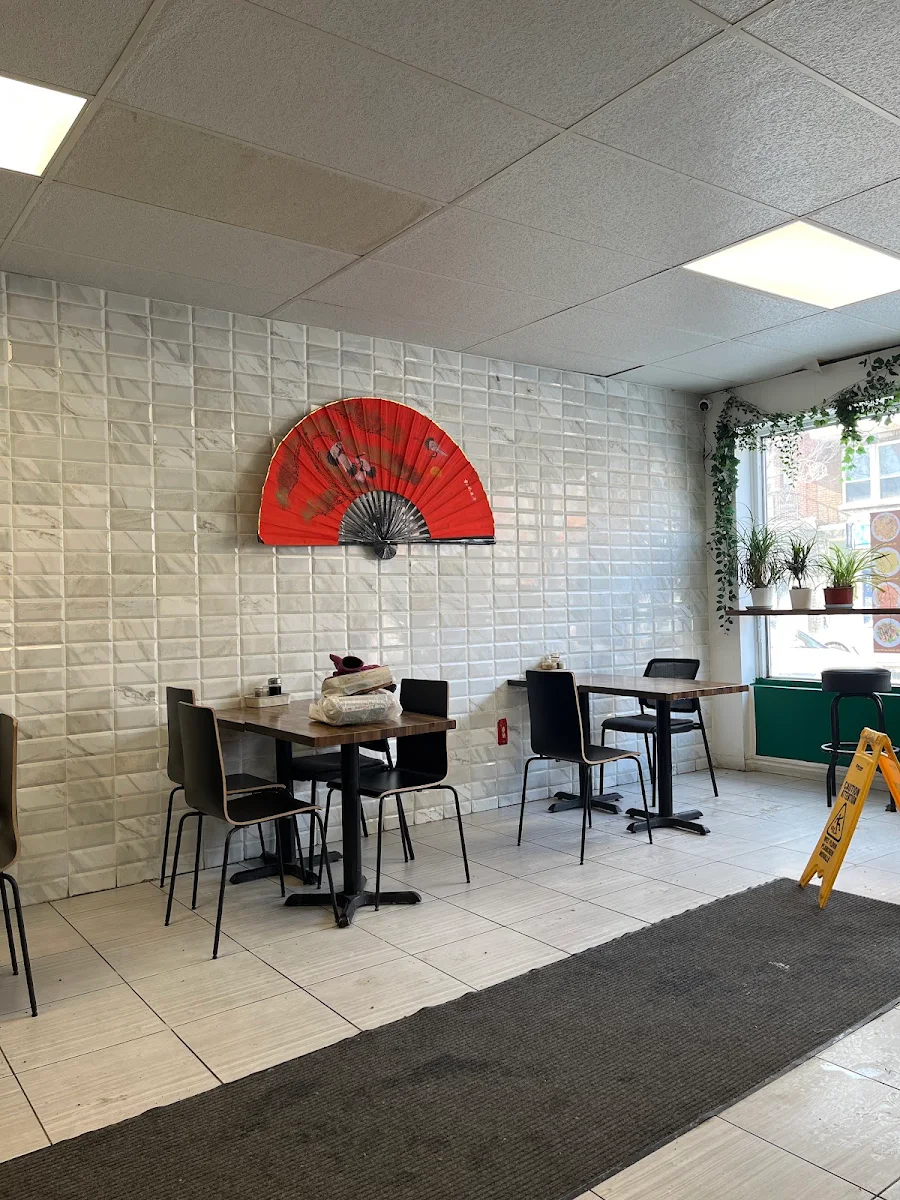 Vibe, Freres Restaurant