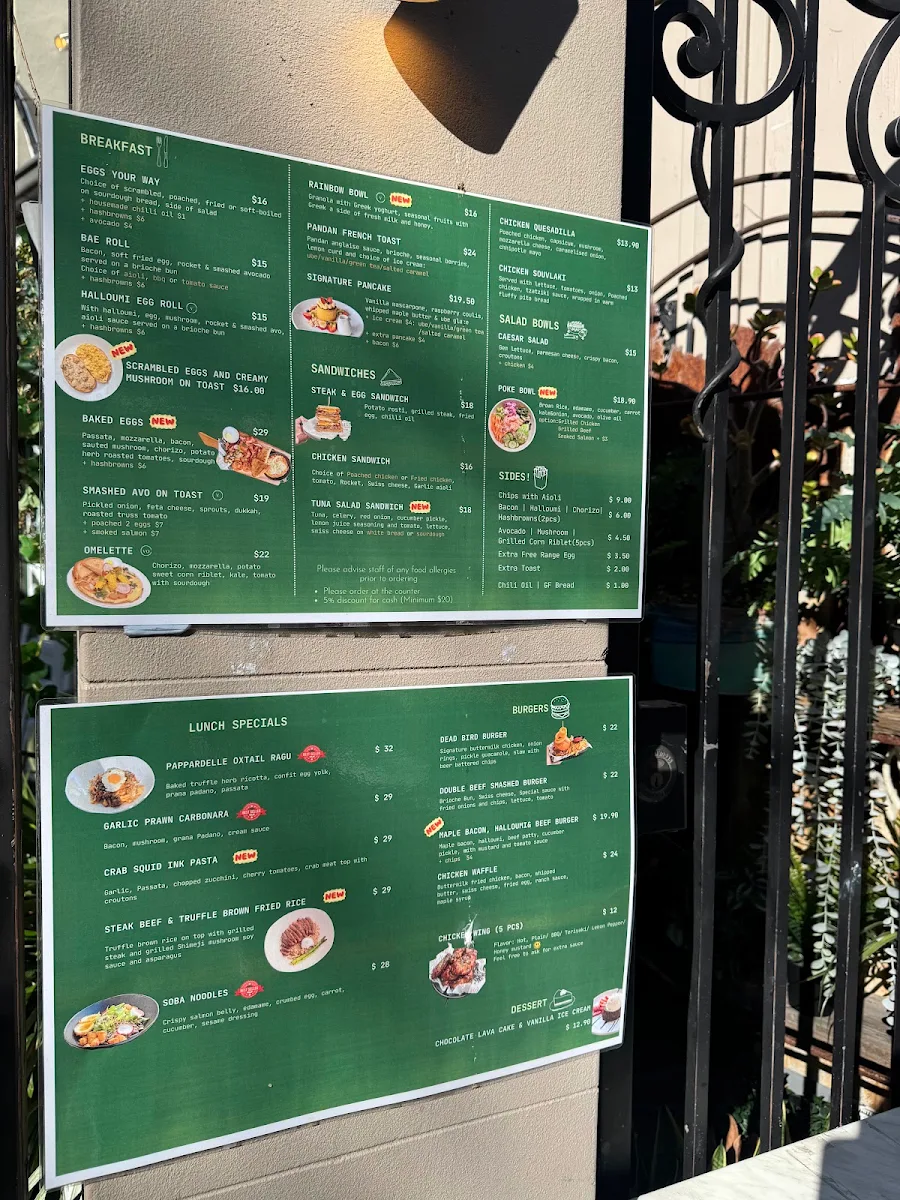 Menu, Paddock on Crown