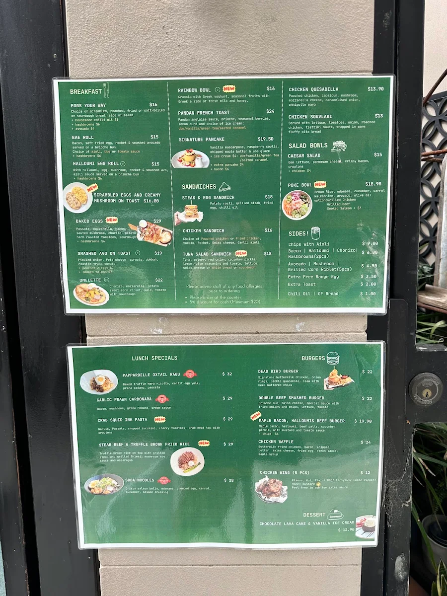 Menu, Paddock on Crown