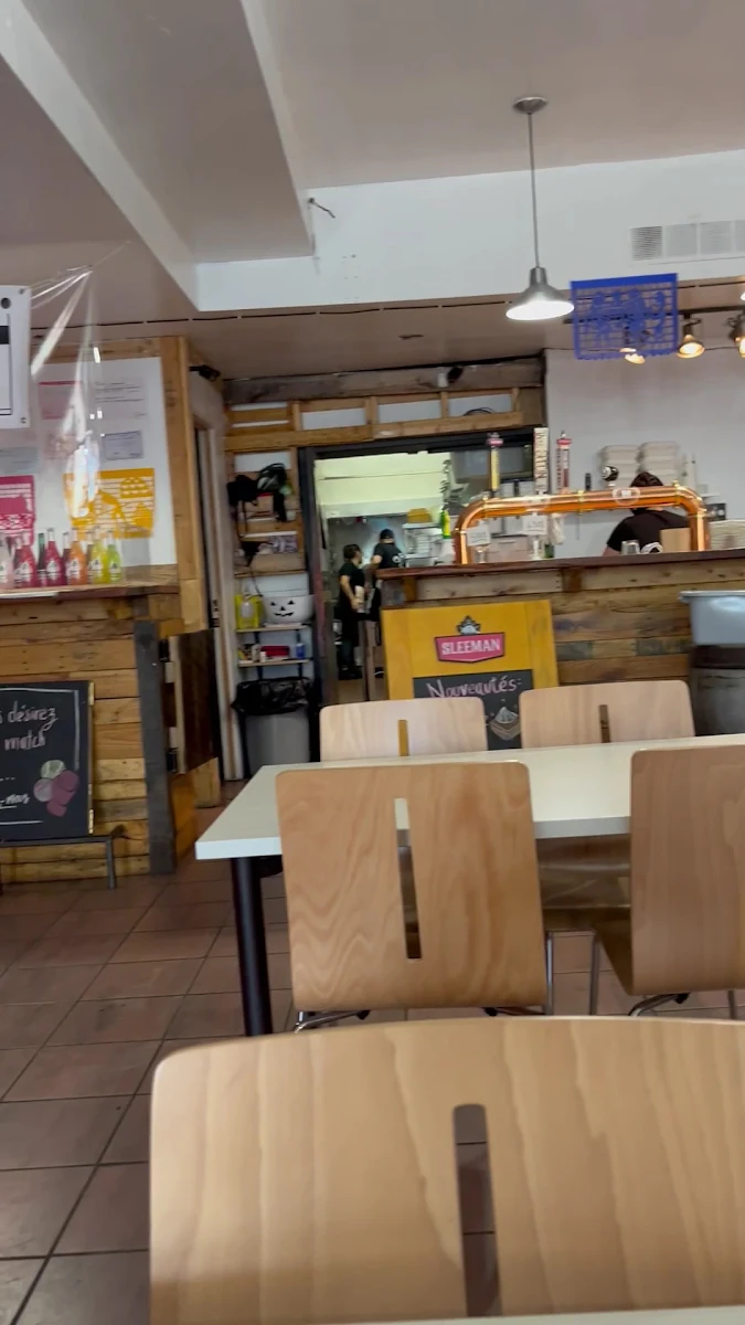 Vibe, La Taqueria d'Hochlag