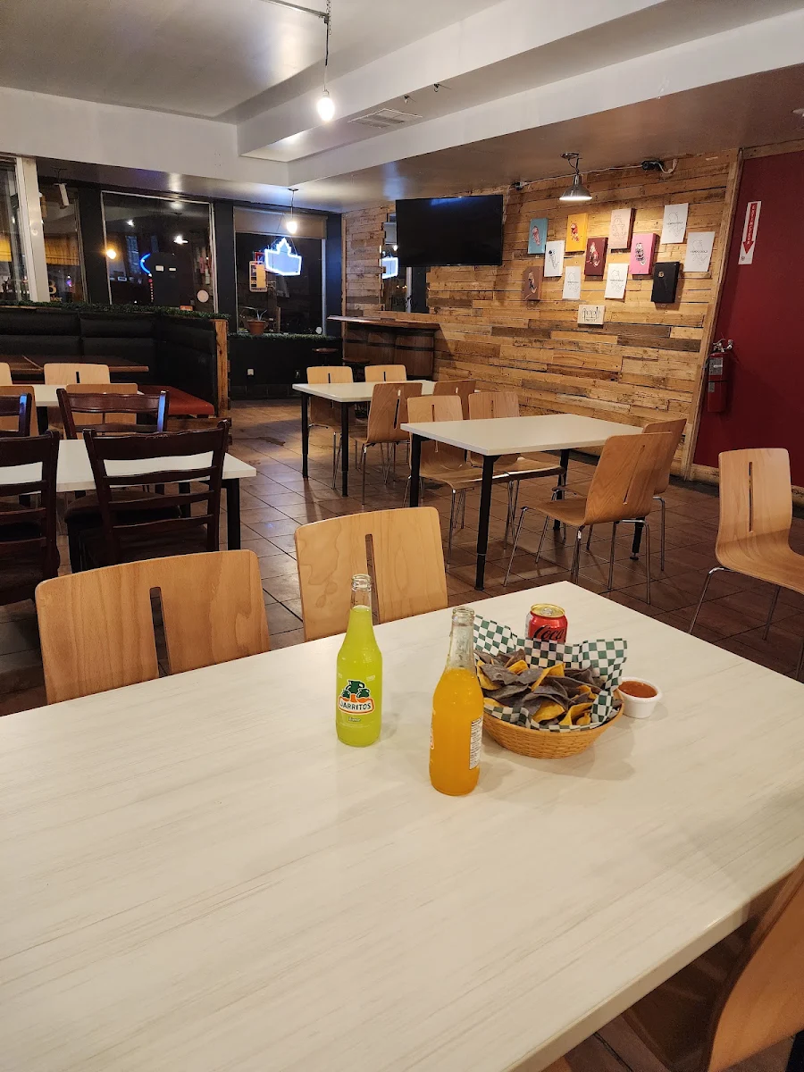 Vibe, La Taqueria d'Hochlag