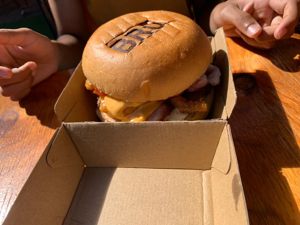 Food & drink, BRUBURGER