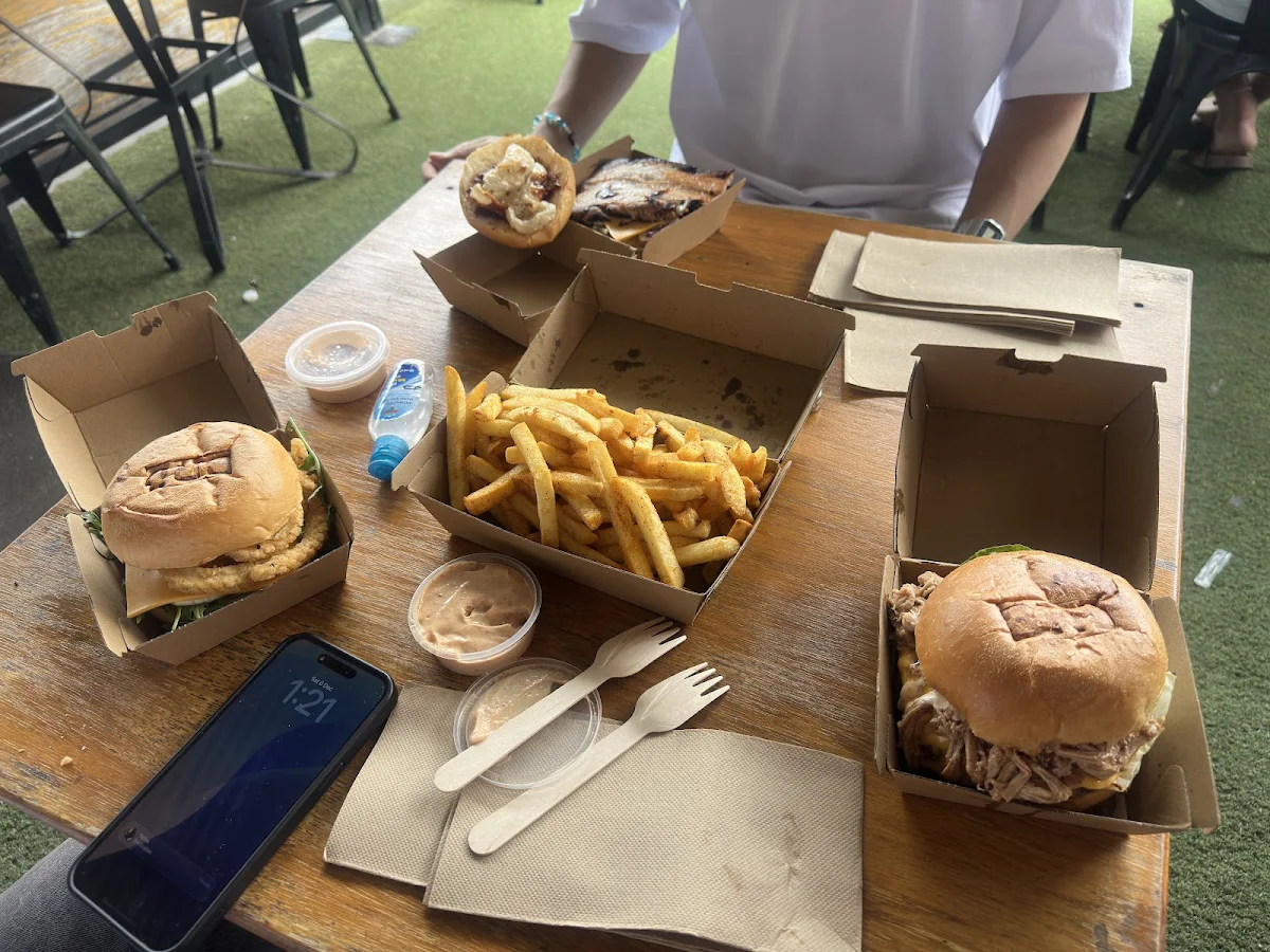 Food & drink, BRUBURGER