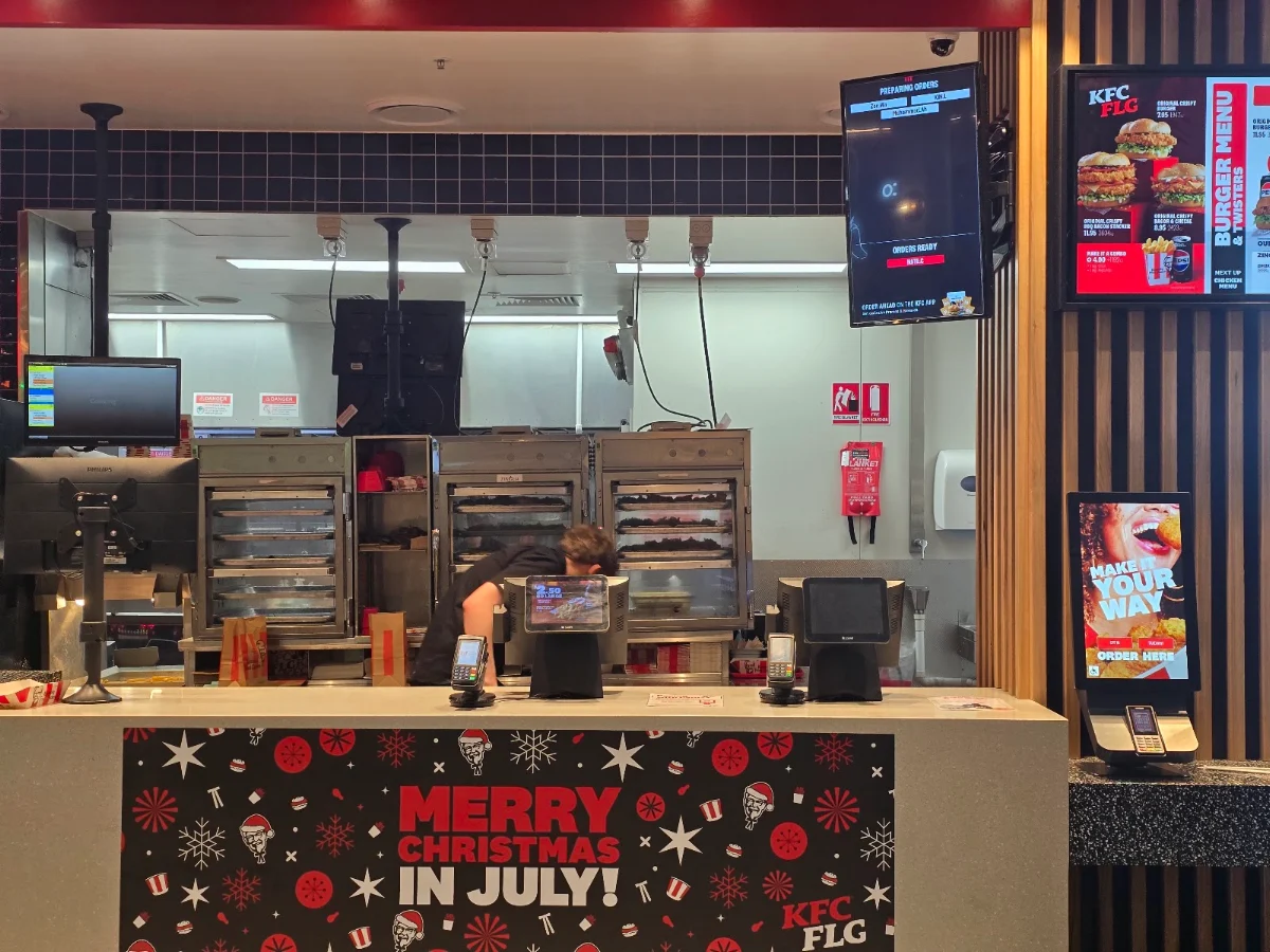 Vibe, KFC City Cross