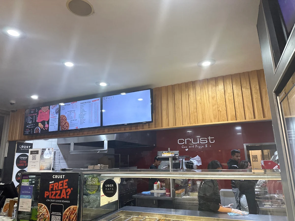 Vibe, Crust Pizza Alexandria