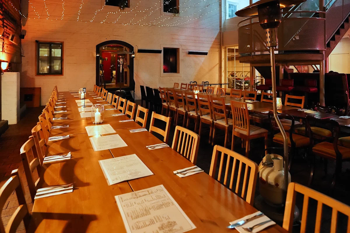 Vibe, Casa De Amor Mexican Bar and Kitchen