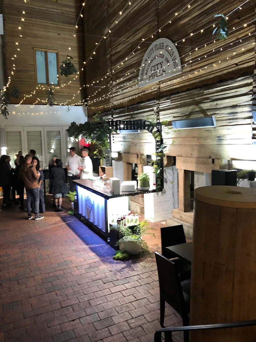 Vibe, Casa De Amor Mexican Bar and Kitchen