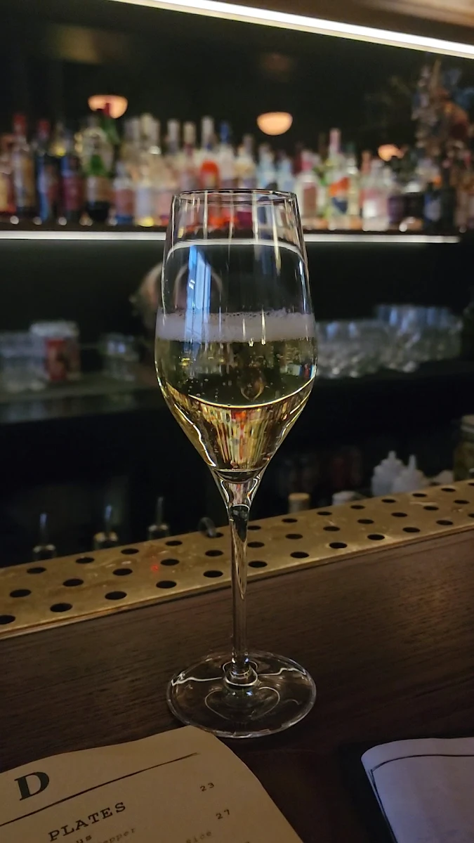 Food & drink, Pearl Diver