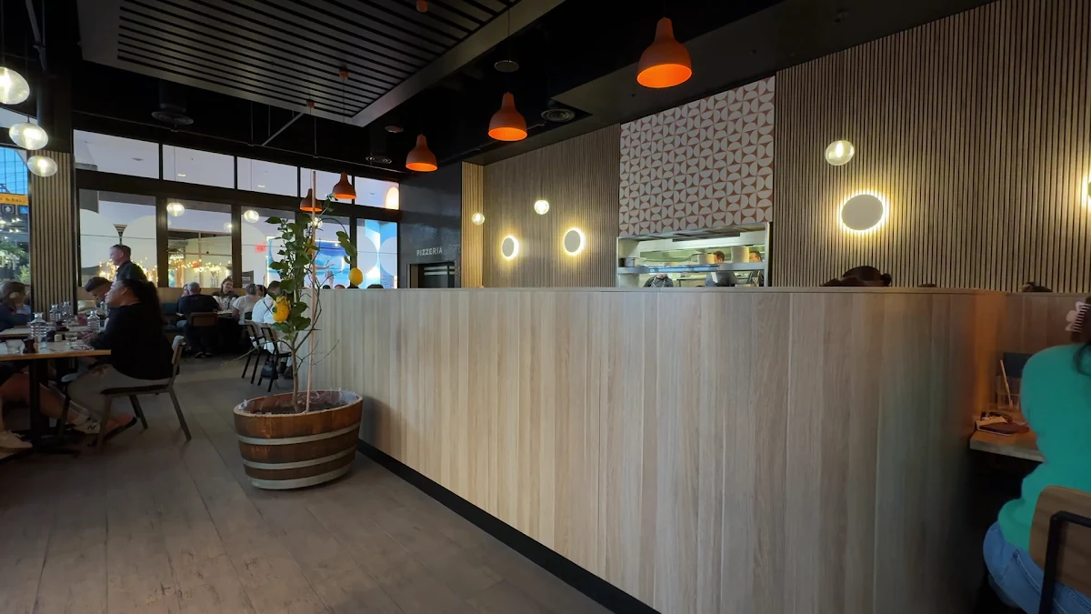 Vibe, Sketti Italian Restaurant - Knox Westfield