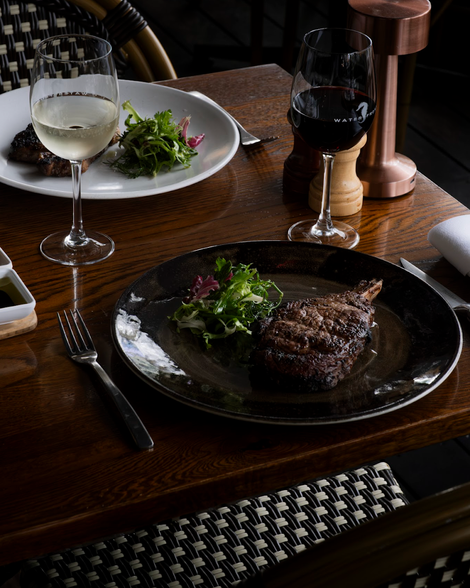 Food & drink, Waterfront Southgate