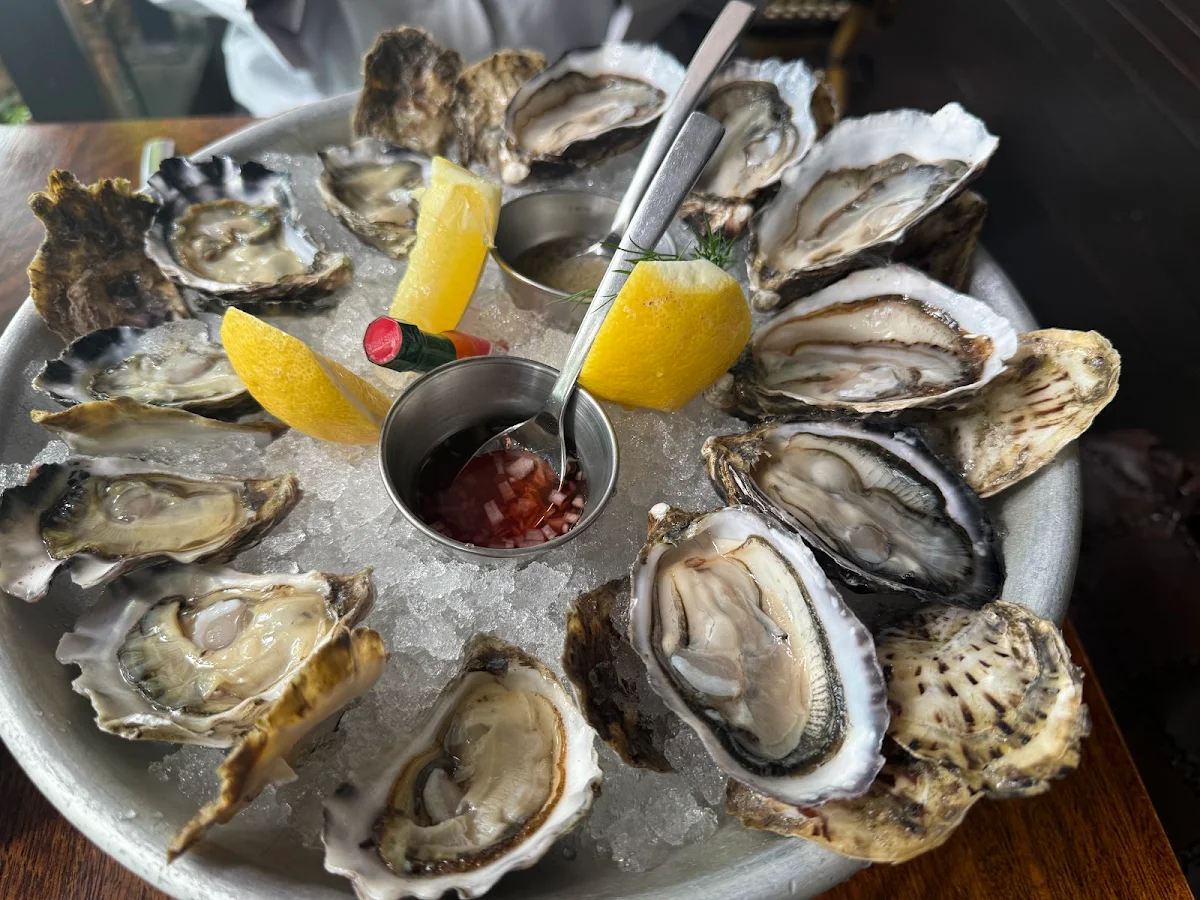 Food & drink, Waterfront Southgate