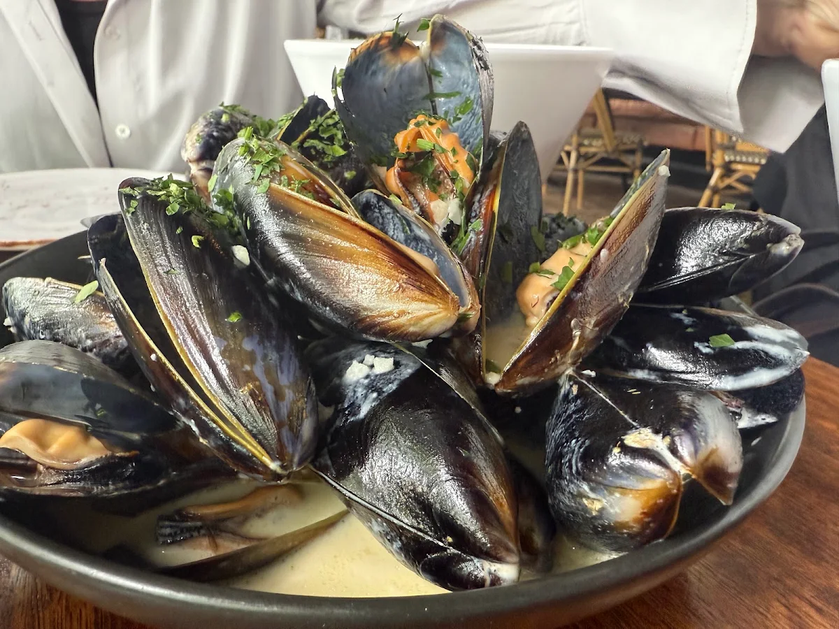 Food & drink, Waterfront Southgate