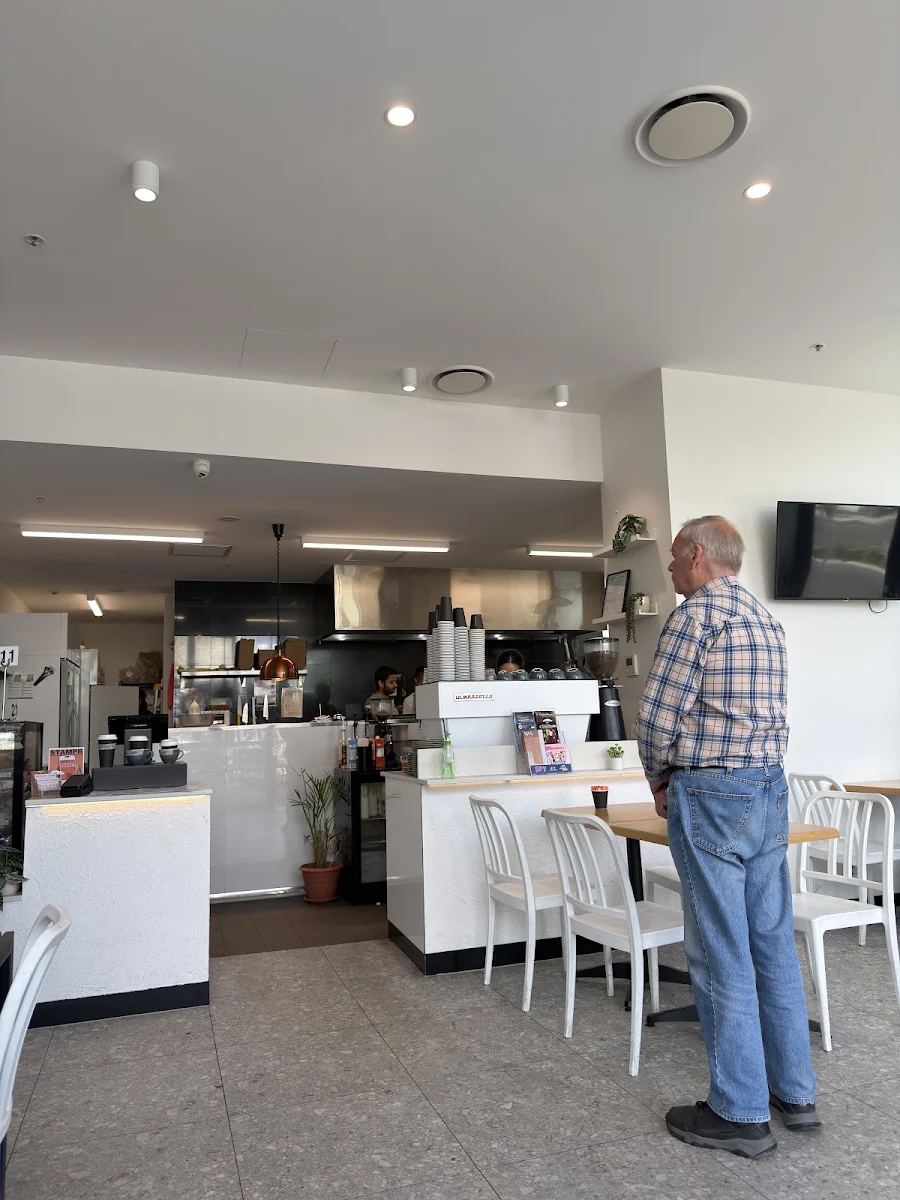 Vibe, 10/10 cafe