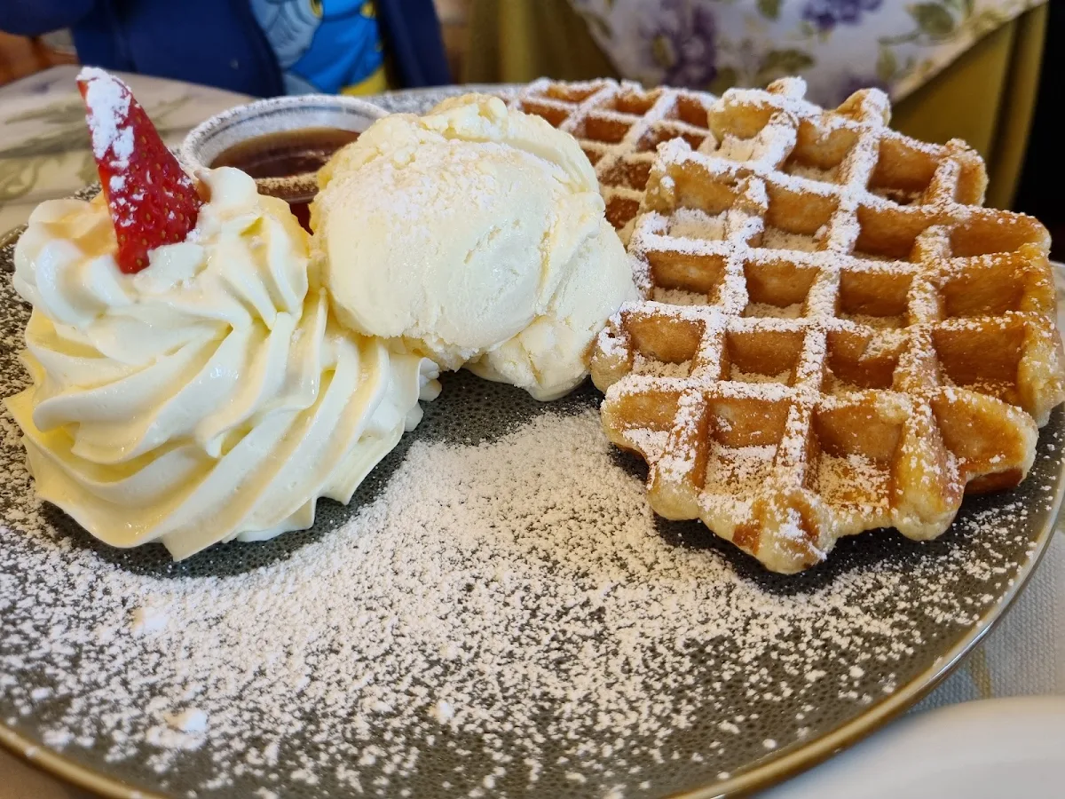 Food & drink, Lady Lavender's Tea Room