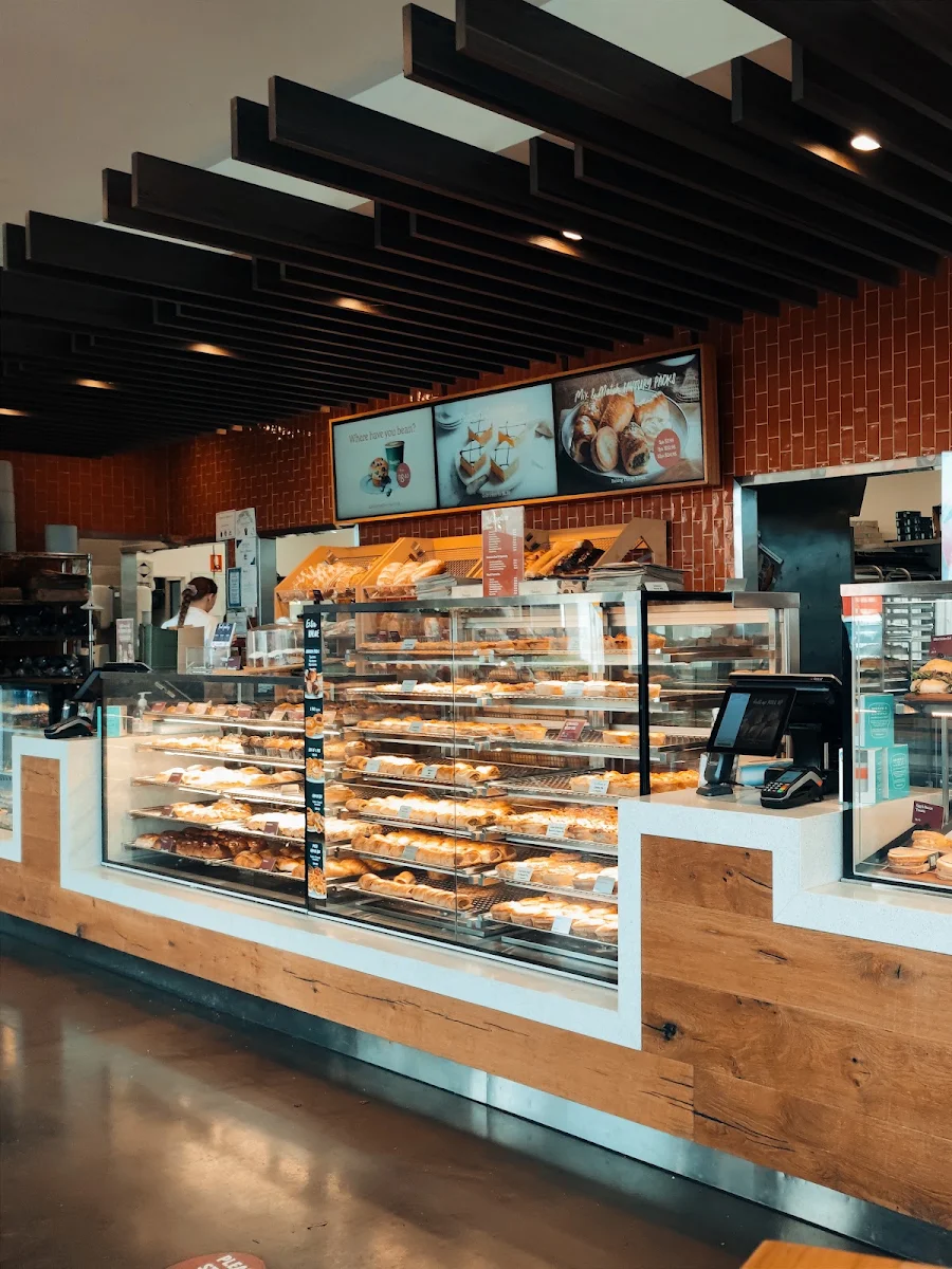 Vibe, Banjo’s Bakery Café – Edmonton (Drive Thru)