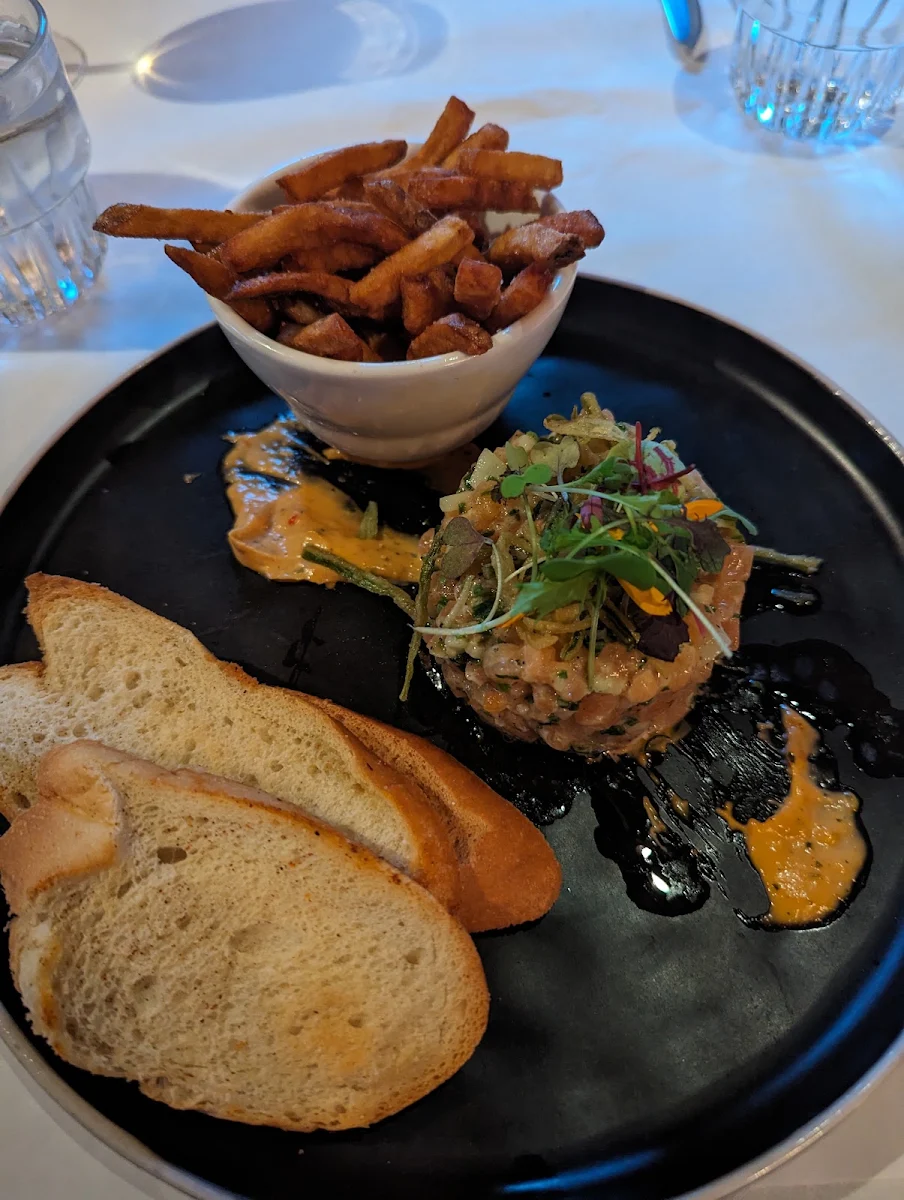 Food & drink, Magia Restaurant & Garde-Manger