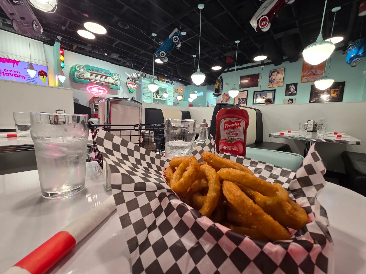 Food & drink, Johnny's Jukebox Diner