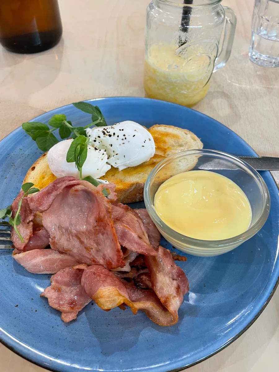 Food & drink, Montano's Patisserie Cafe.