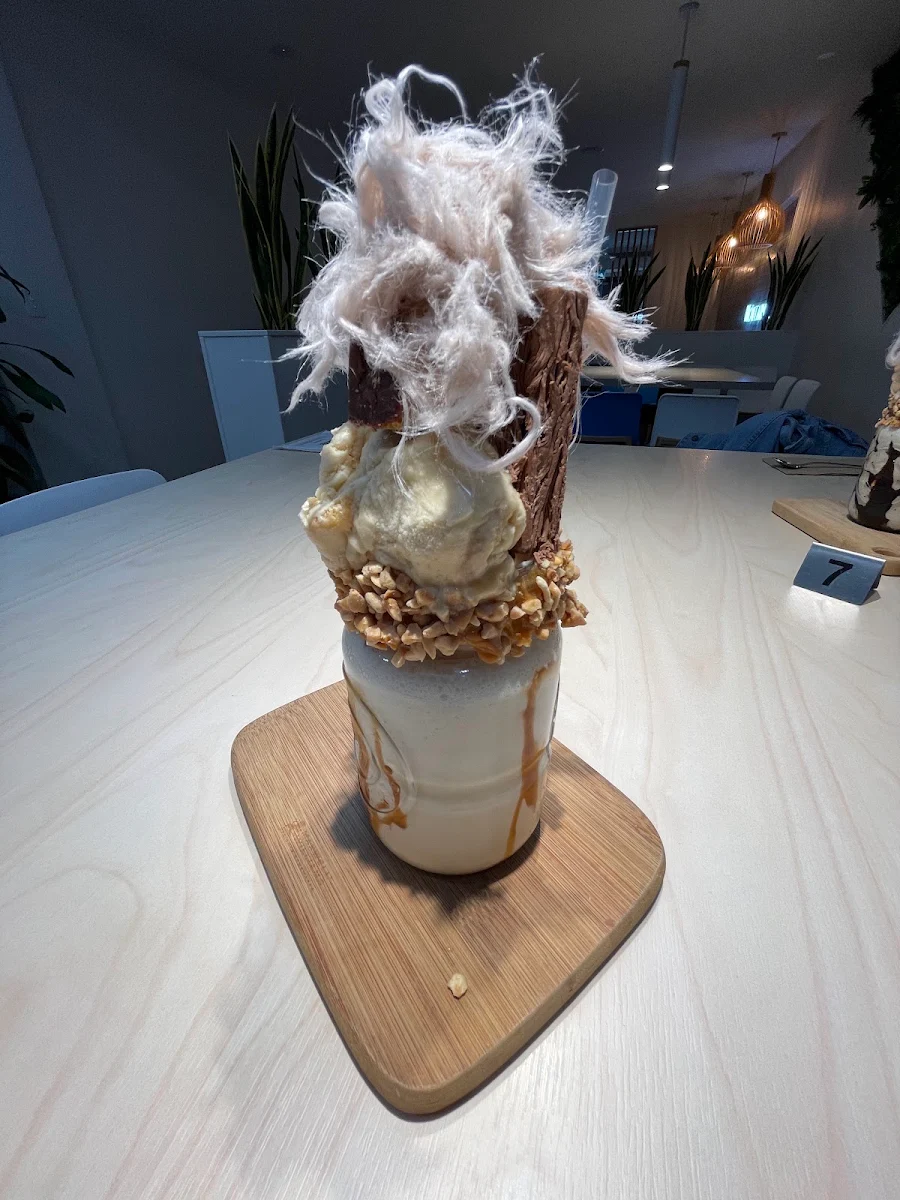 Food & drink, Montano's Patisserie Cafe.