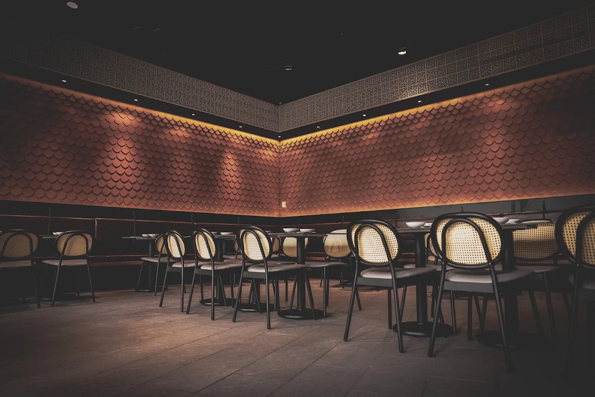 Vibe, Food World Asian Fusion