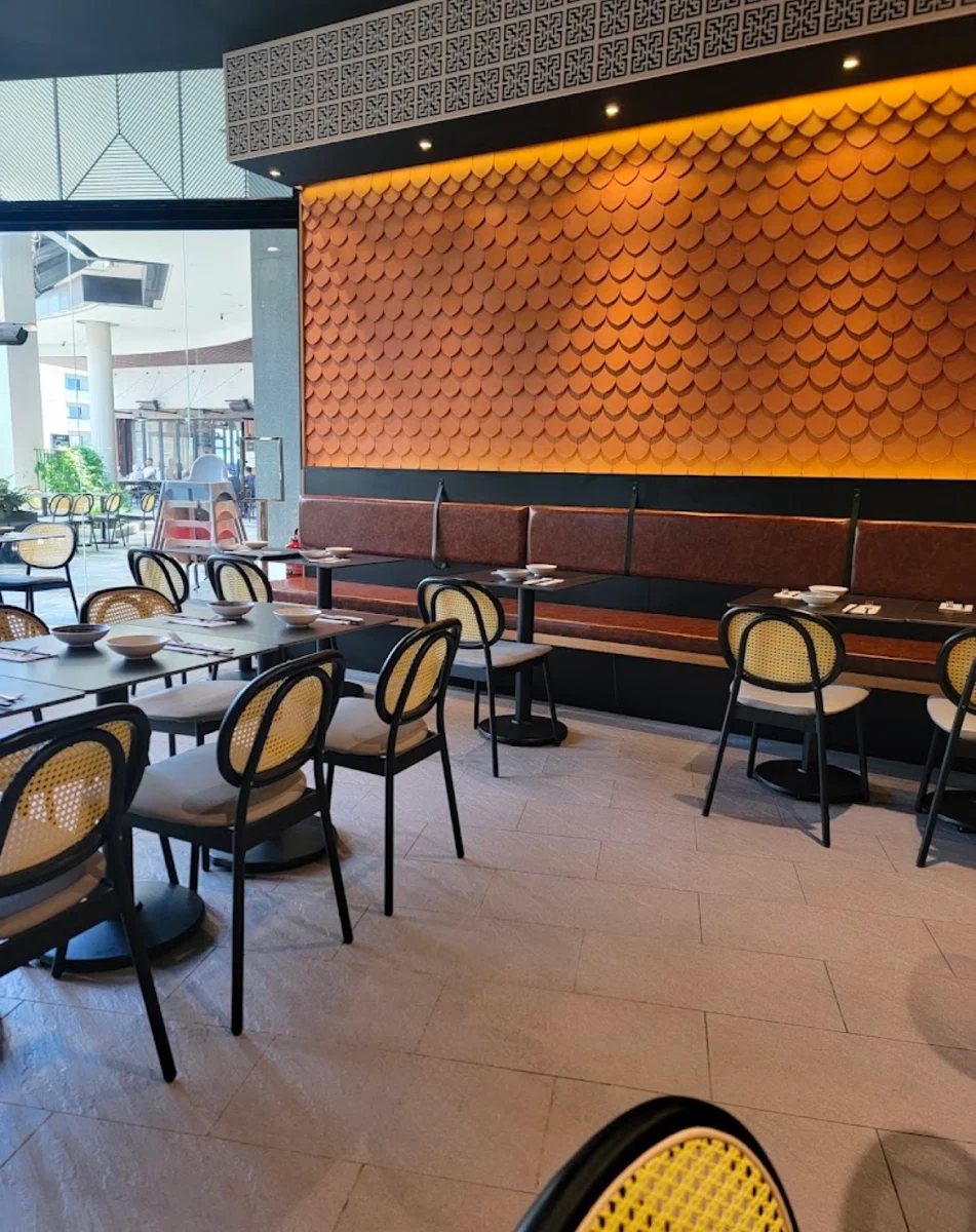 Vibe, Food World Asian Fusion