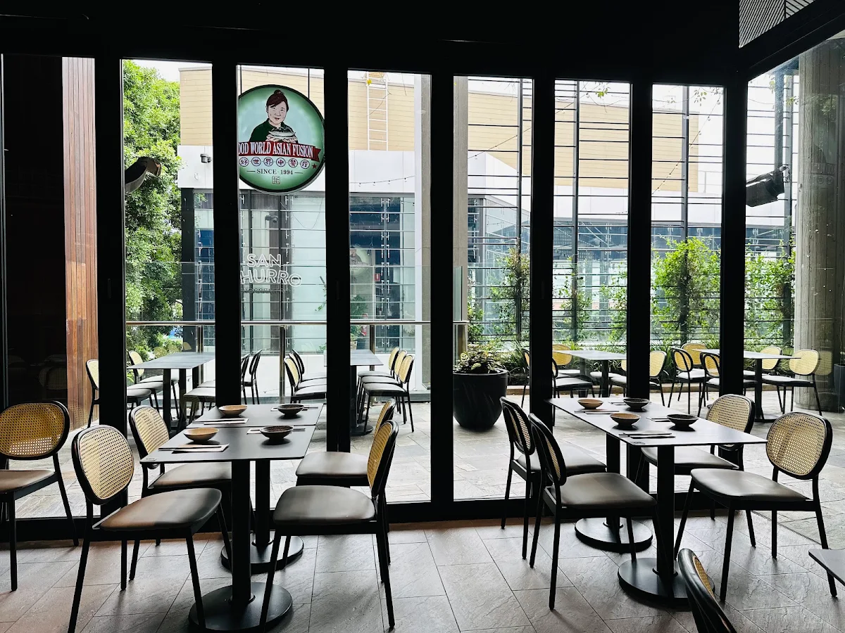 Vibe, Food World Asian Fusion