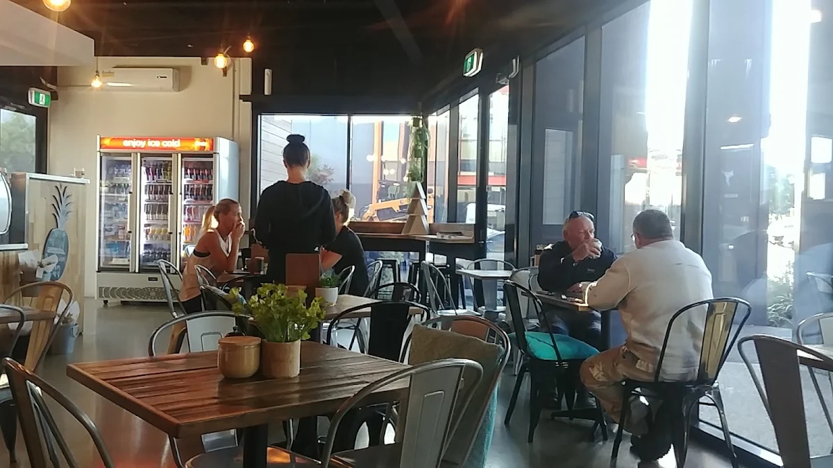 Vibe, Golden Brew Cafe Mornington