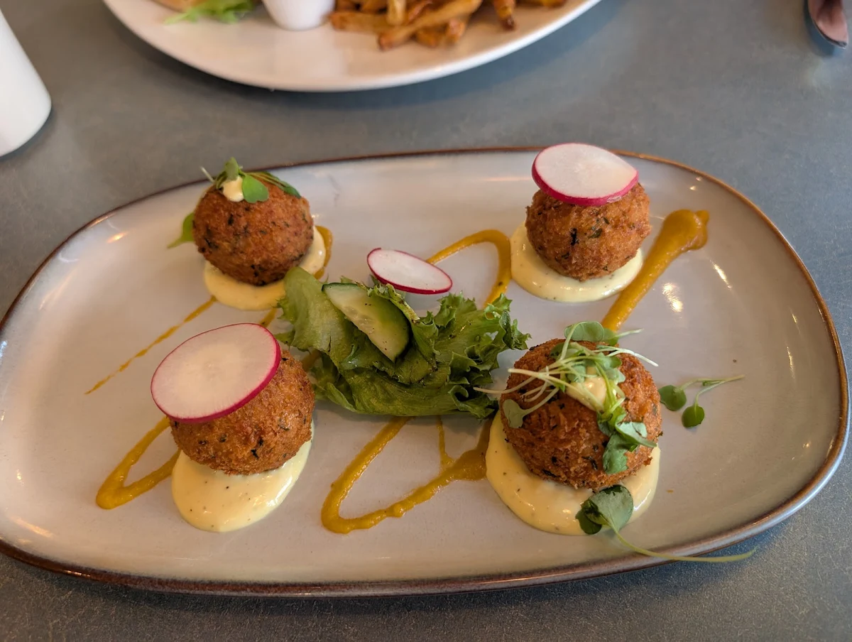 Food & drink, Blue Lobster Cafe + Kitchen & Lounge