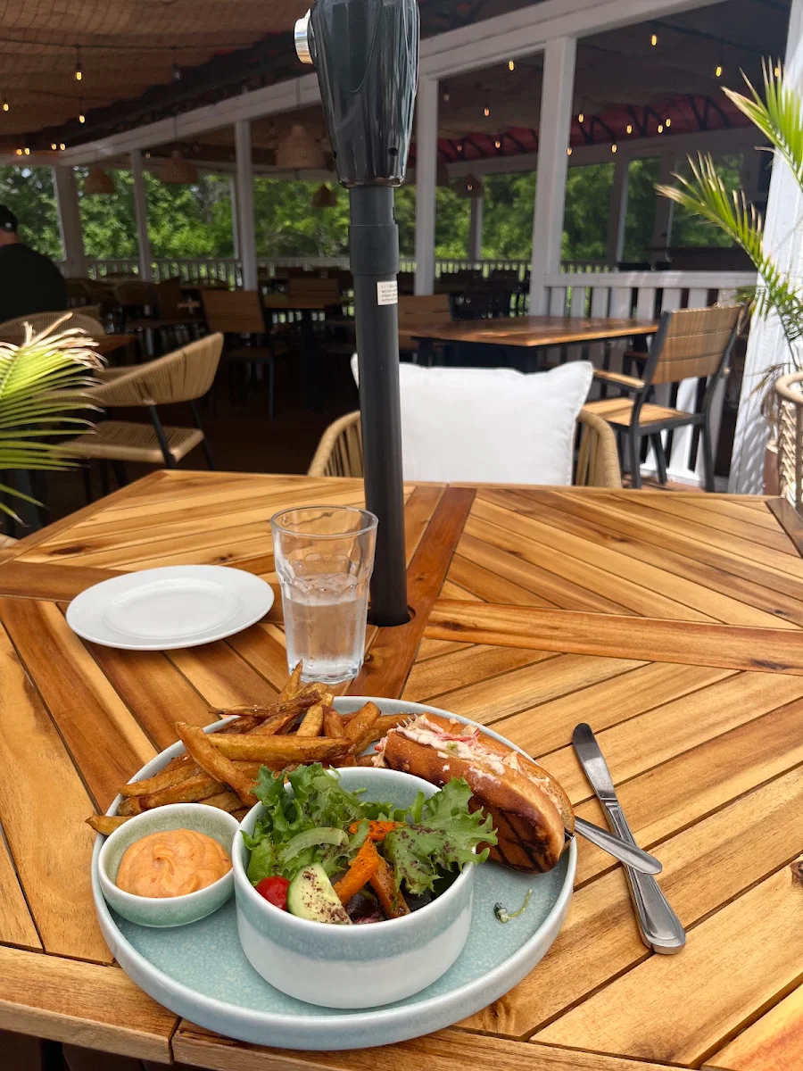 Food & drink, Blue Lobster Cafe + Kitchen & Lounge