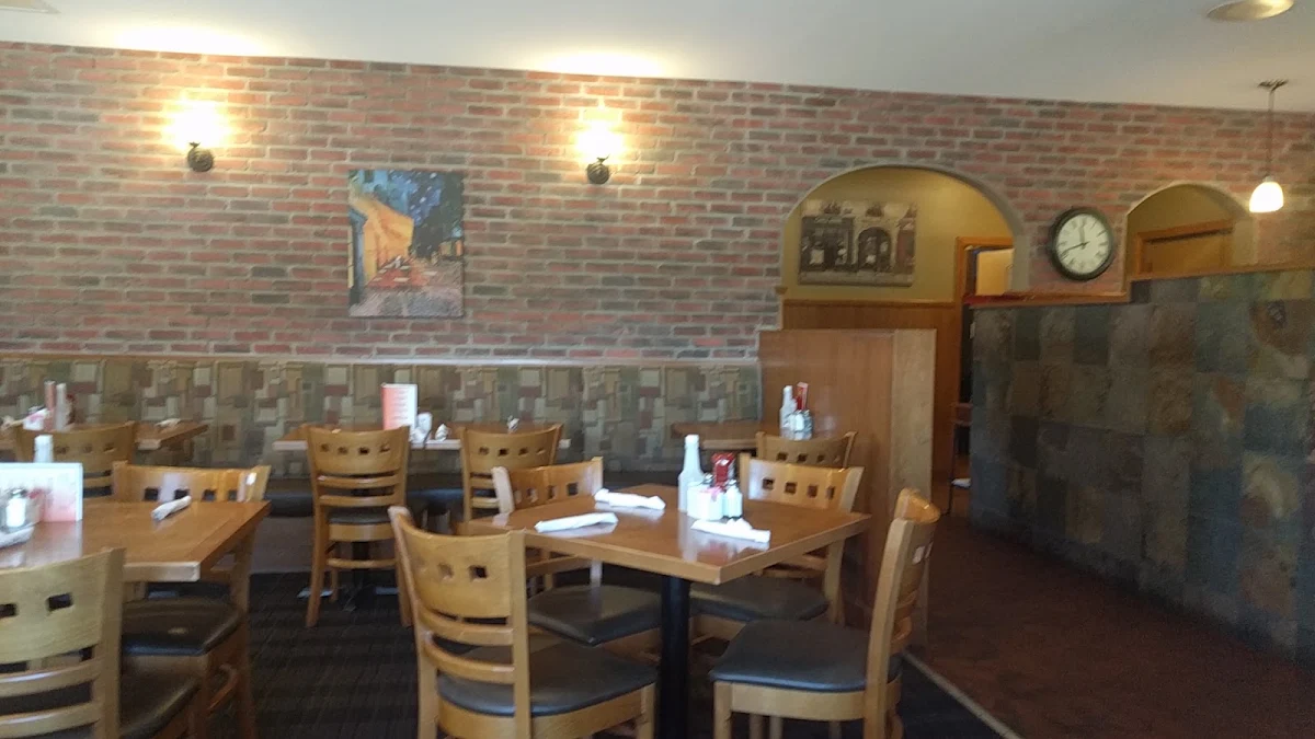 Vibe, PJ's Restaurant Dining Lounge