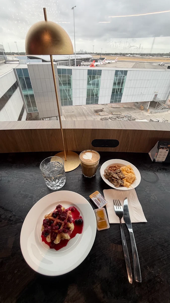 Food & drink, Aspire Lounge International Terminal 1, Perth Airport
